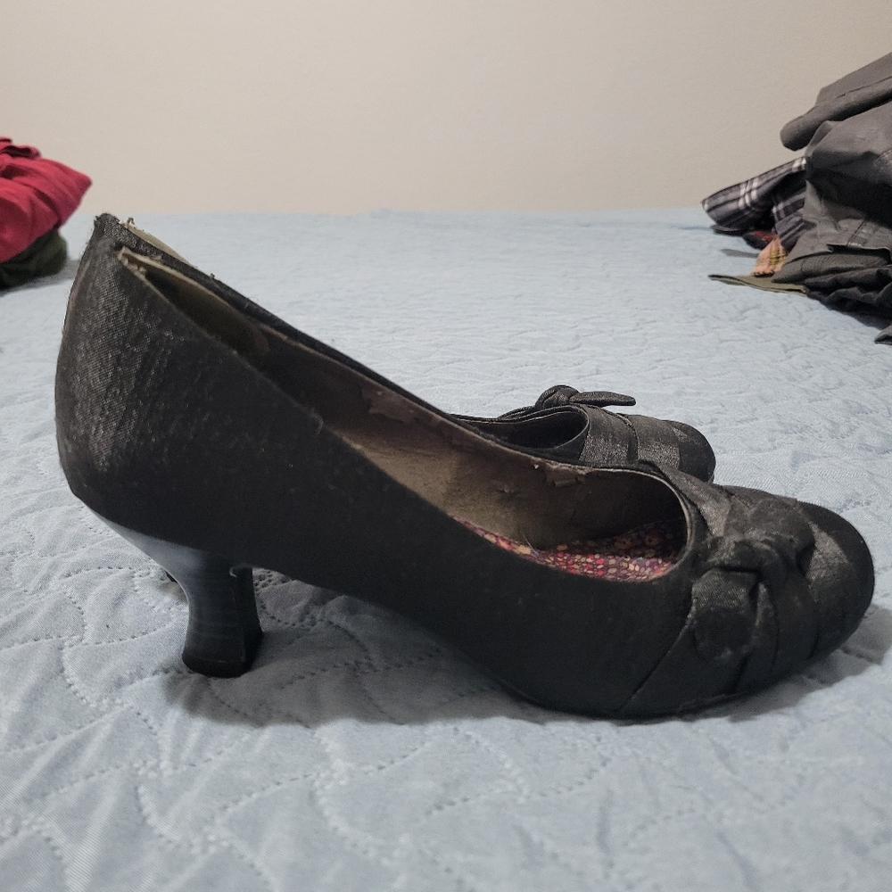 Black Kitten Heal Pumps